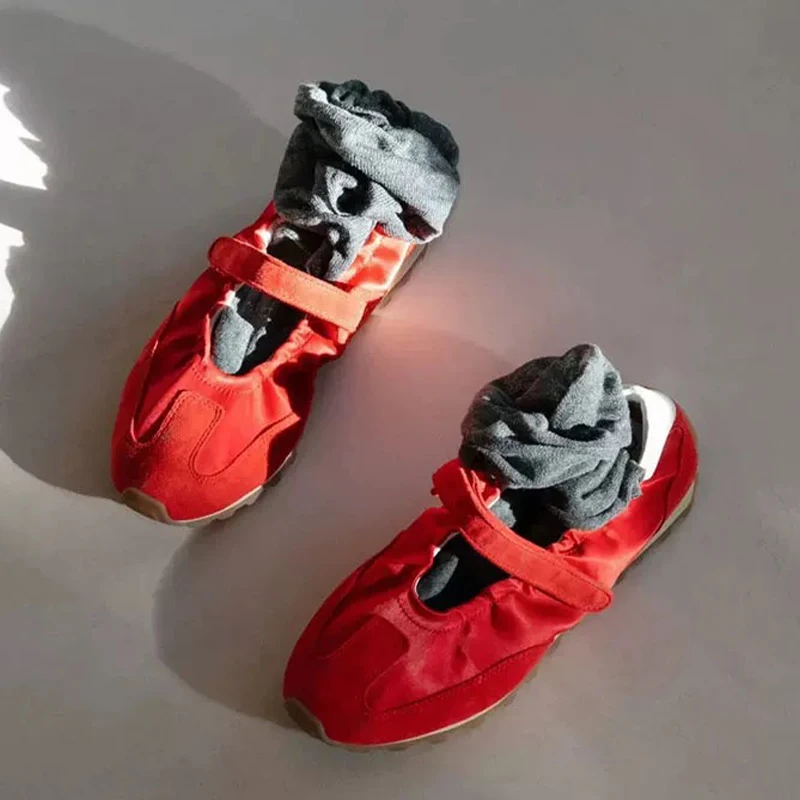 

Women Sneakers Flats Designer Casual Women's Sandals Summer Fashion Sport Shoes 2025 New Brand Loafers Running Mujer Zapatillas