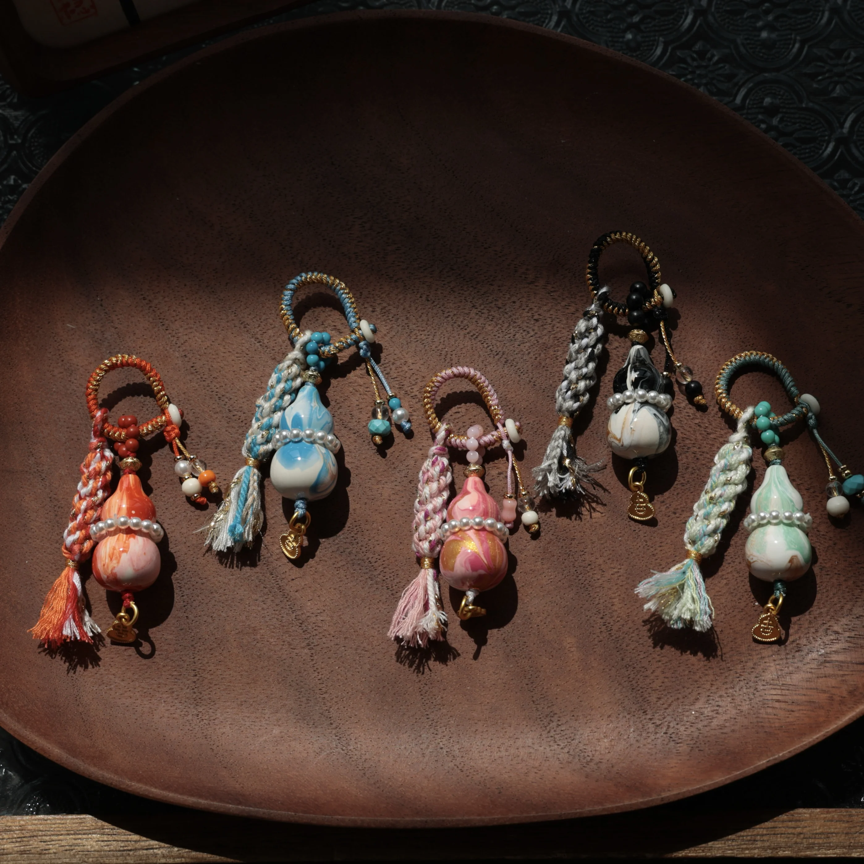 ente-artesanal-de-laca-fluida-em-formato-de-cabaca-para-pulseira-chaveiro-charm-de-bolsa-clipe-universal-suprimentos