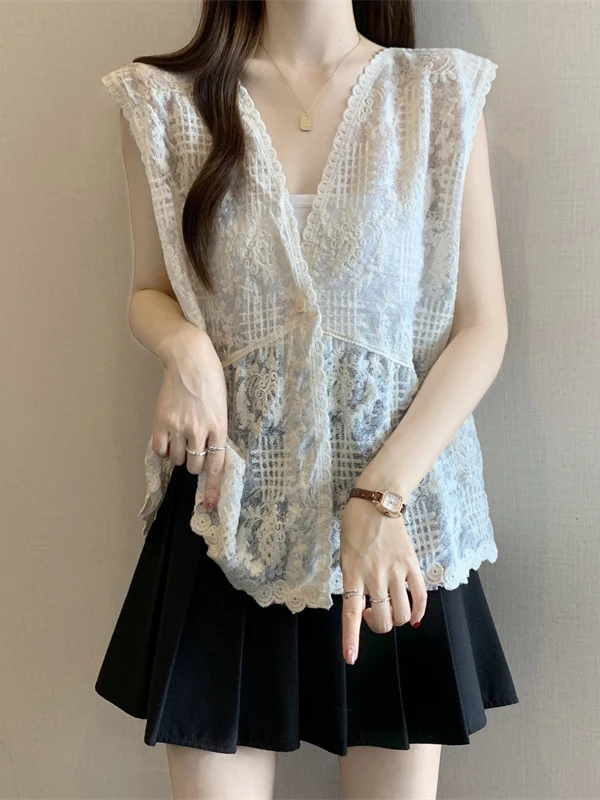 

Lace Hollow out V-Neck Tank Top Women's plus Size Summer New Style Layering Sleeveless Shirt Commute Style Regular Thickness