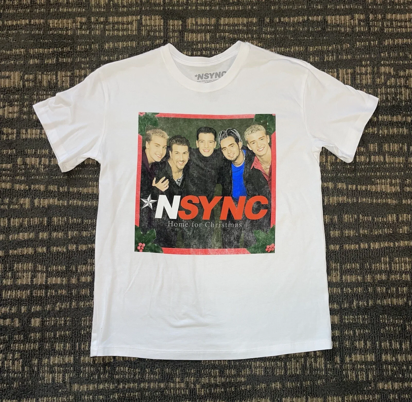 

NSYNC ÄúHome For Christmas Äù T Shirt Size L