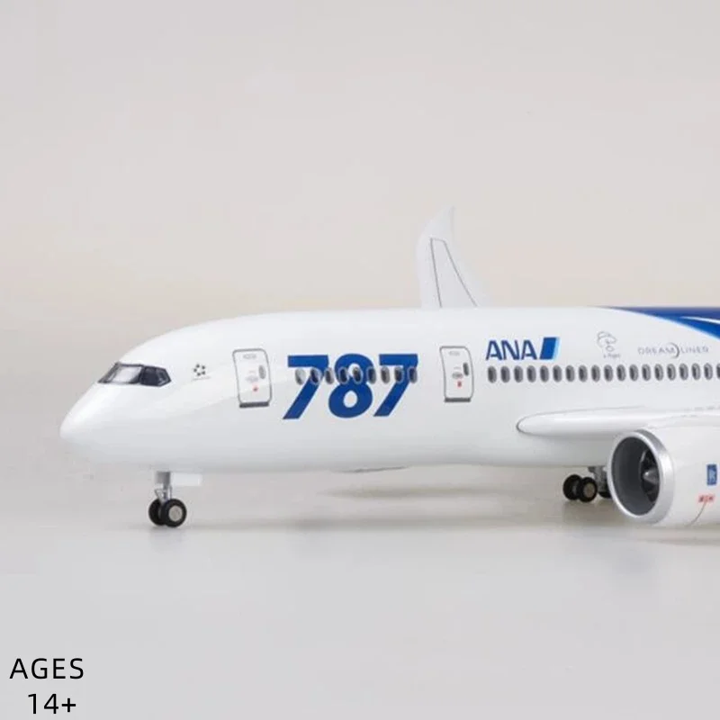 

Япония ANA Airlines B787 Модель реактивного самолета, масштаб 1/330, 43 см, игрушка из смолы с подсветкой и колесами, обучающая коллекционная серия для хобби