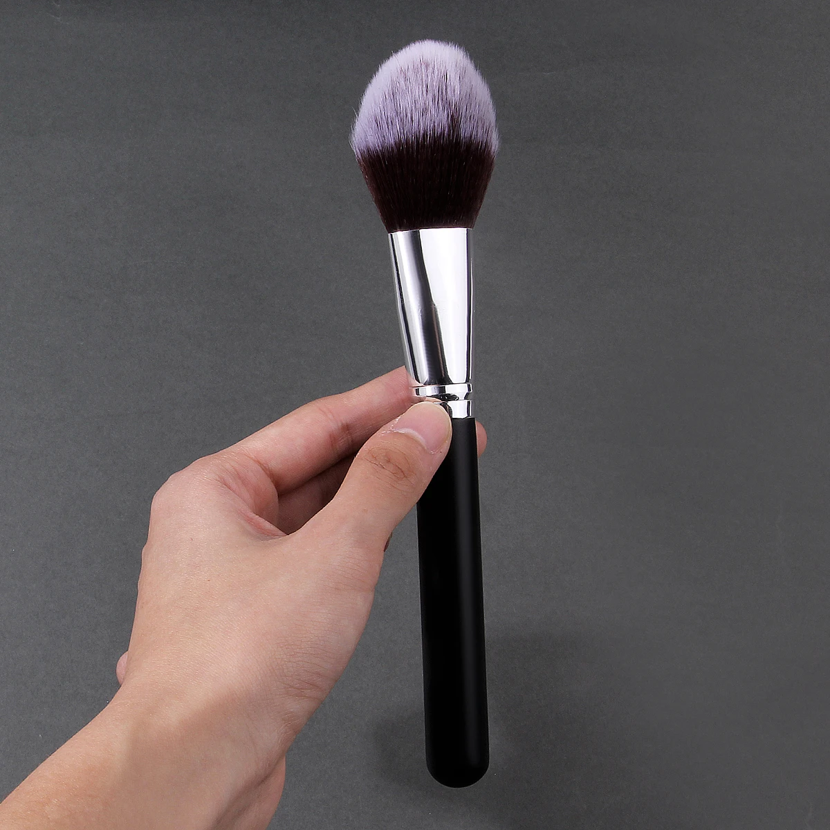 แปรงปัดแป้งด้ามไม้ 1 ชิ้น แปรงปัดแก้ม แปรงคอนแทค แปรงเซ็ตติ้ง แปรงแต่งหน้าอเนกประสงค์ อุปกรณ์เสริมความงาม