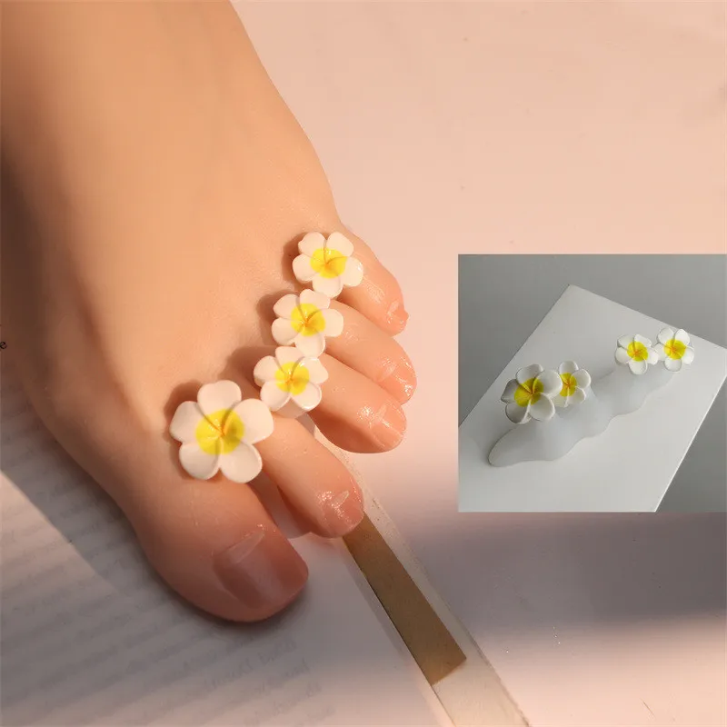 Thumbnail 2 - #13 Best Manicure Spacers to Buy In 2026