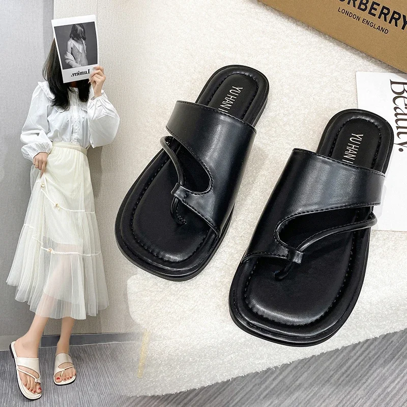 2024 Summer Women's Sandals Flat Slips Leather Flip Flops Fashion Round Toe Flat Sandals Women's Shoes New Roma Fashion Women