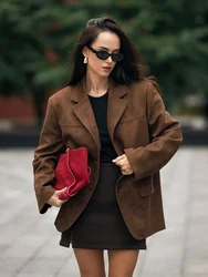 TARUXY Retro Brown Lapel With Pocket Jacket Woman Fashion Buttons Long Sleeve Short Coat 2024 Female Autumn High Street Outwear