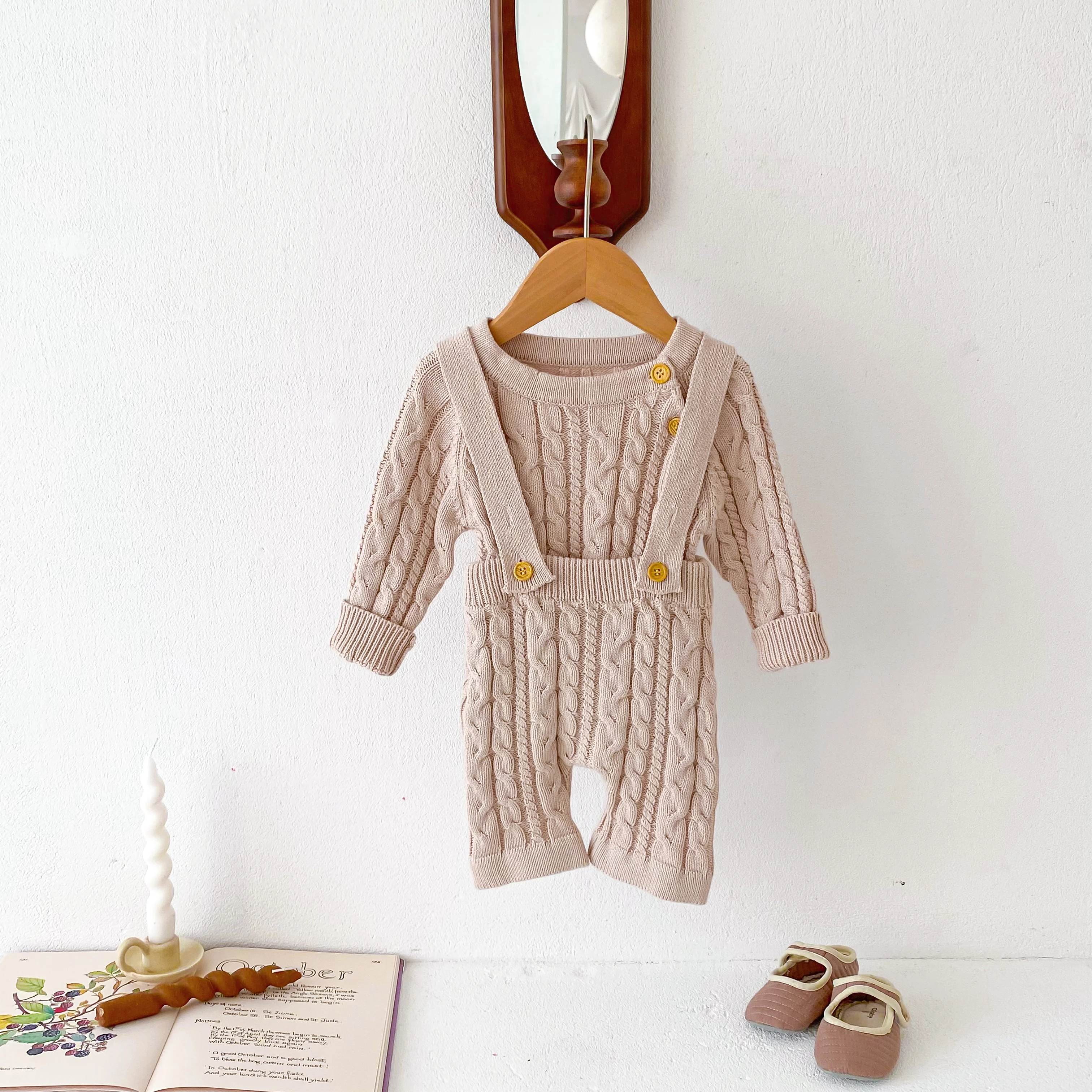 Infant Korean-style autumn-winter new plaited knit diaper cover set, unisex baby sweater jumpsuit