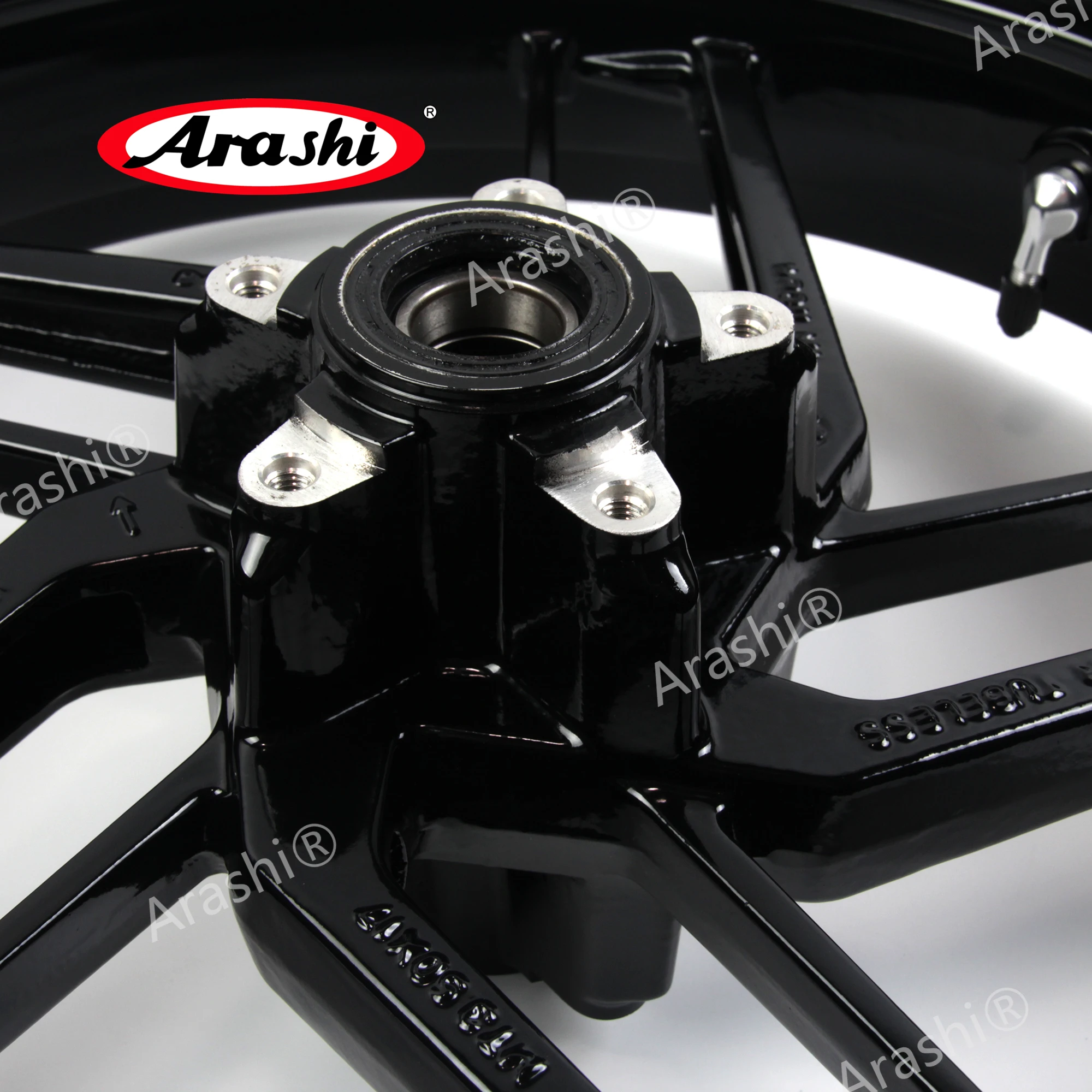 Arashi Front Wheel Rim for DUCATI 959/899/1199 Panigale - close-up view