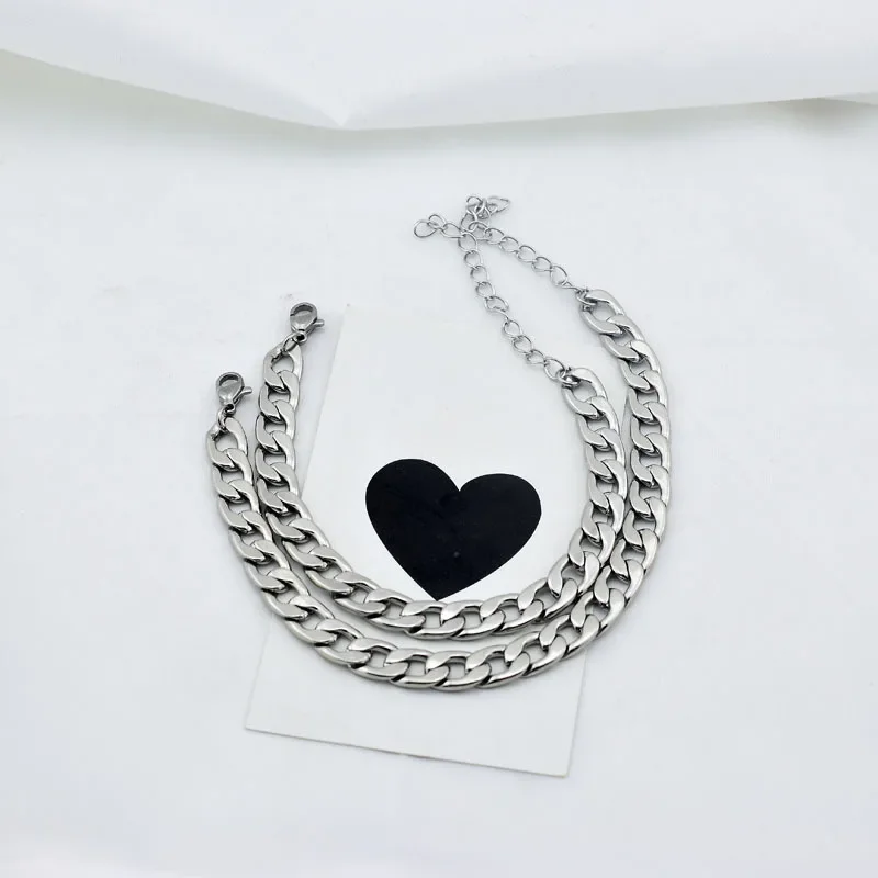 Couples Bracelet Men Stainless Steel Bracelet Women Gifts for Female Accessories Charm Bracelets Chain on Hand Fashion Jewelry