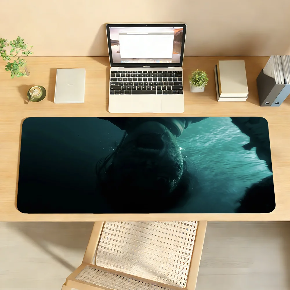 

Коврик для мыши Movie Horror Send Help, нескользящий, с фиксированным краем, для ПК и ноутбуков, резиновый, для офиса, для клавиатуры, большой игровой коврик XXL