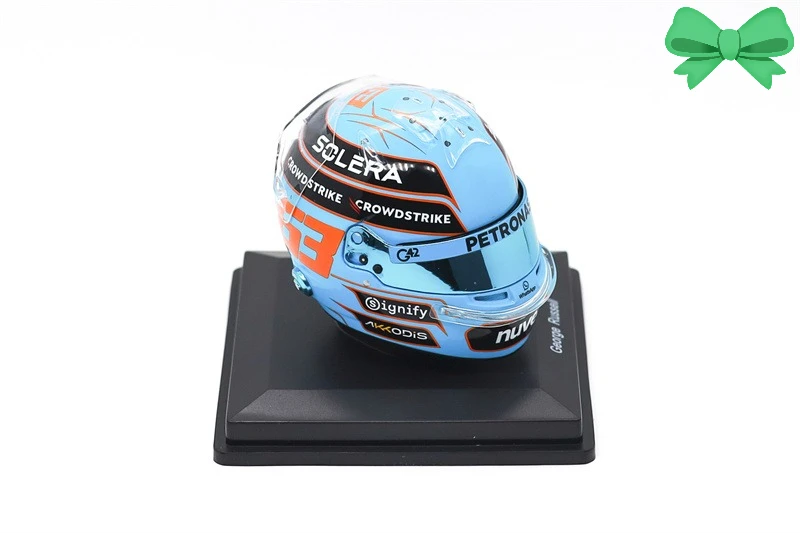 

Spark 1:5 Team - George Russell - British GP PETRONAS 2025 Blue Alloy Vehicle Collectible Car Model