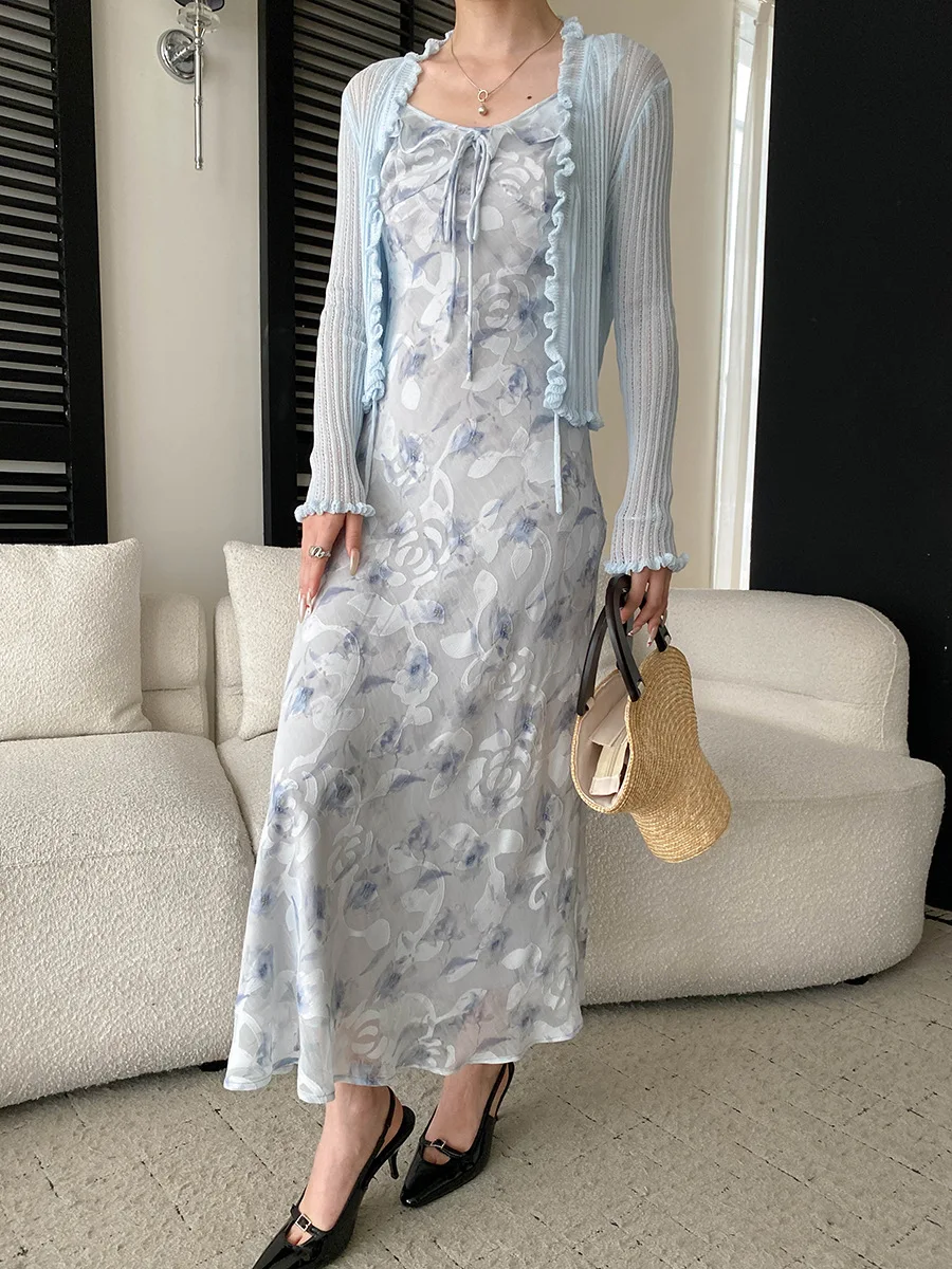 Frühlings- und Sommer-Set für Damen: Rüschenkleid mit Schnürung und Blumenmuster sowie Strickjacke – Detail 24