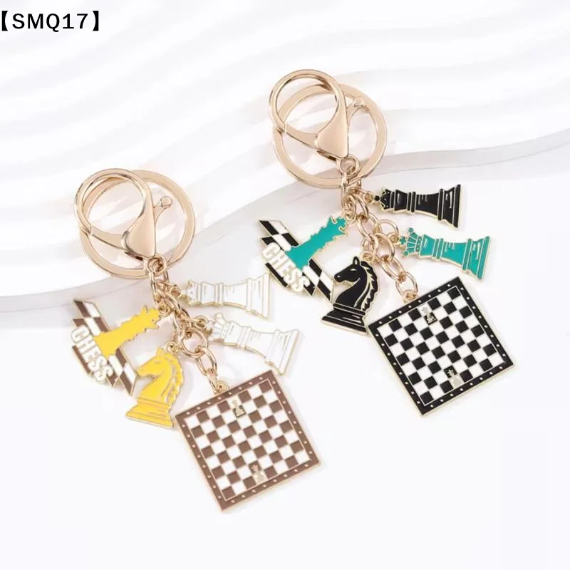 Intellectual Chess Piece Knight Queen Chessboard Enamel Alloy Keychain Bag Charms Key Ring For Board Game Fan Gift【SMQ】