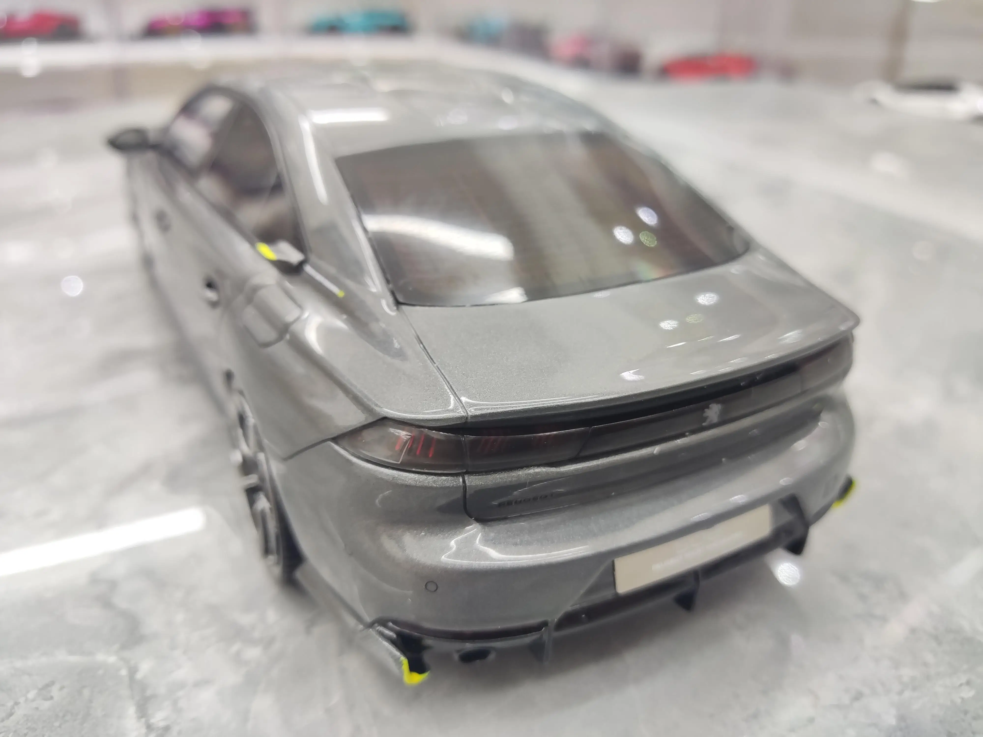 OTTO 1:18 508 Sport Engineered Concept limitato a 999 pezzi simulazione resina statica modello di auto giocattoli regalo