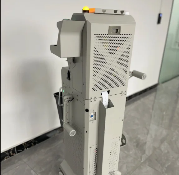 Macchina per l'assemblaggio PCB Macchina per la raccolta e il posizionamento SMT Giuntatrice automatica