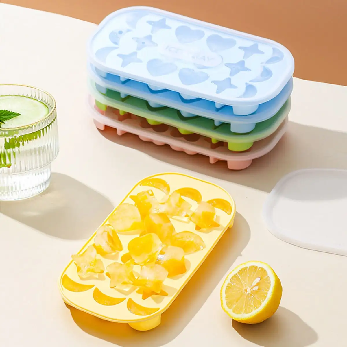 1 Piece of 18 Grid Silicone Ice Grid Heart-shaped Star Moon DIY Mold with Cover Soft Bottom Ice Cube Mold - view 4