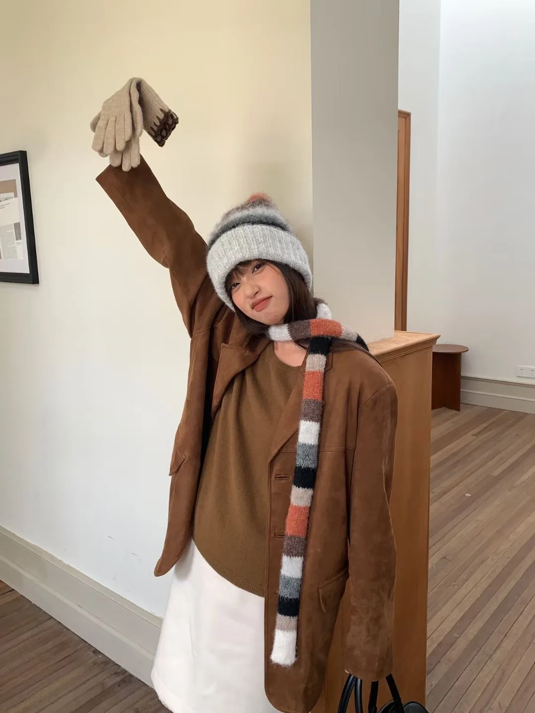 Gestreifte Regenbogen mützen Hut Schal zweiteiliges Set für Frauen & Männer Winter warme Schädel hüte Unisex Outdoor kälte feste Schal kappen Set – Detail 3