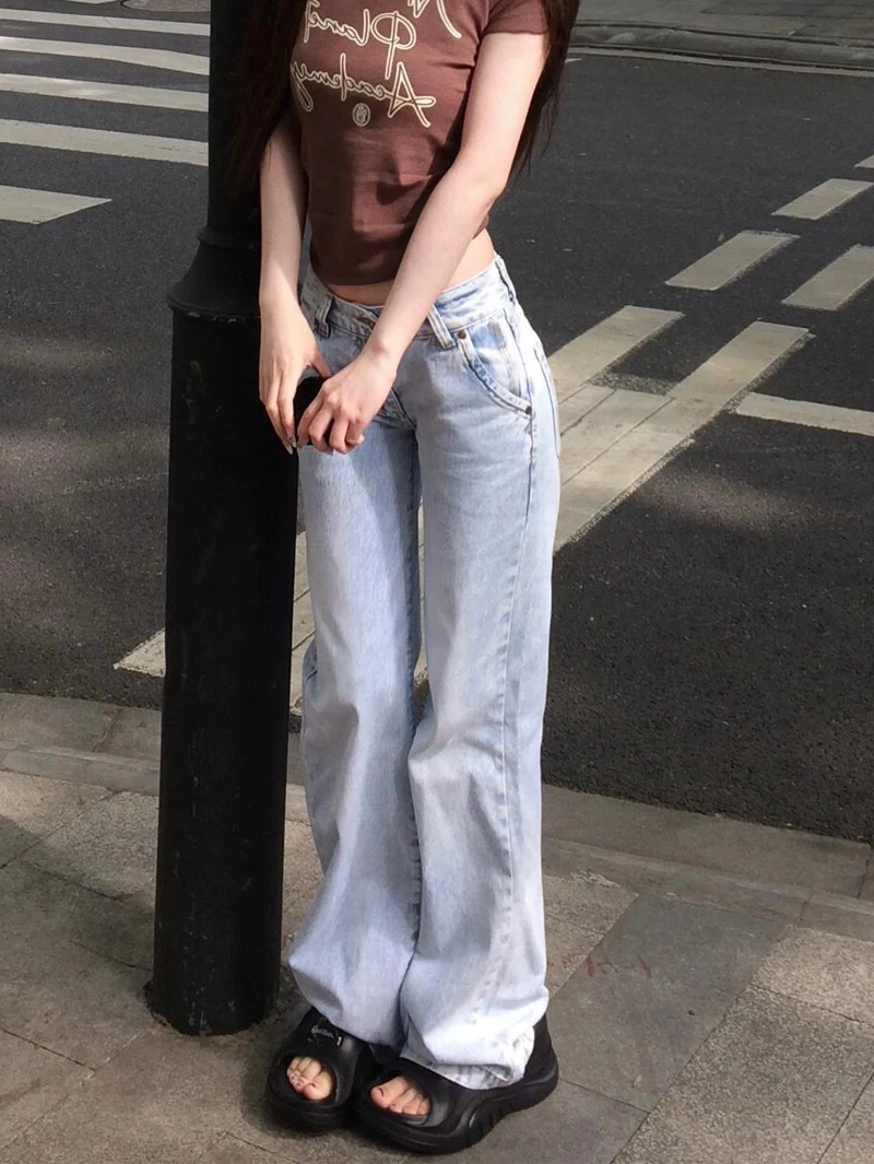 

American High Street Design Denim Jeans Women's New 2026 Retro Wash Light Blue Straight Floor-Length Pants