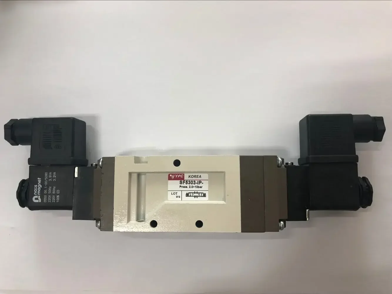 SF5303-IP 5 WAY 3 POSISI 3/8 port Solenoid Valve