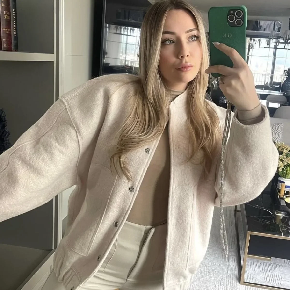 2024 Korean Autumn/Winter Coat Women's Fashion Versatile Casual Women's Plush Jacket