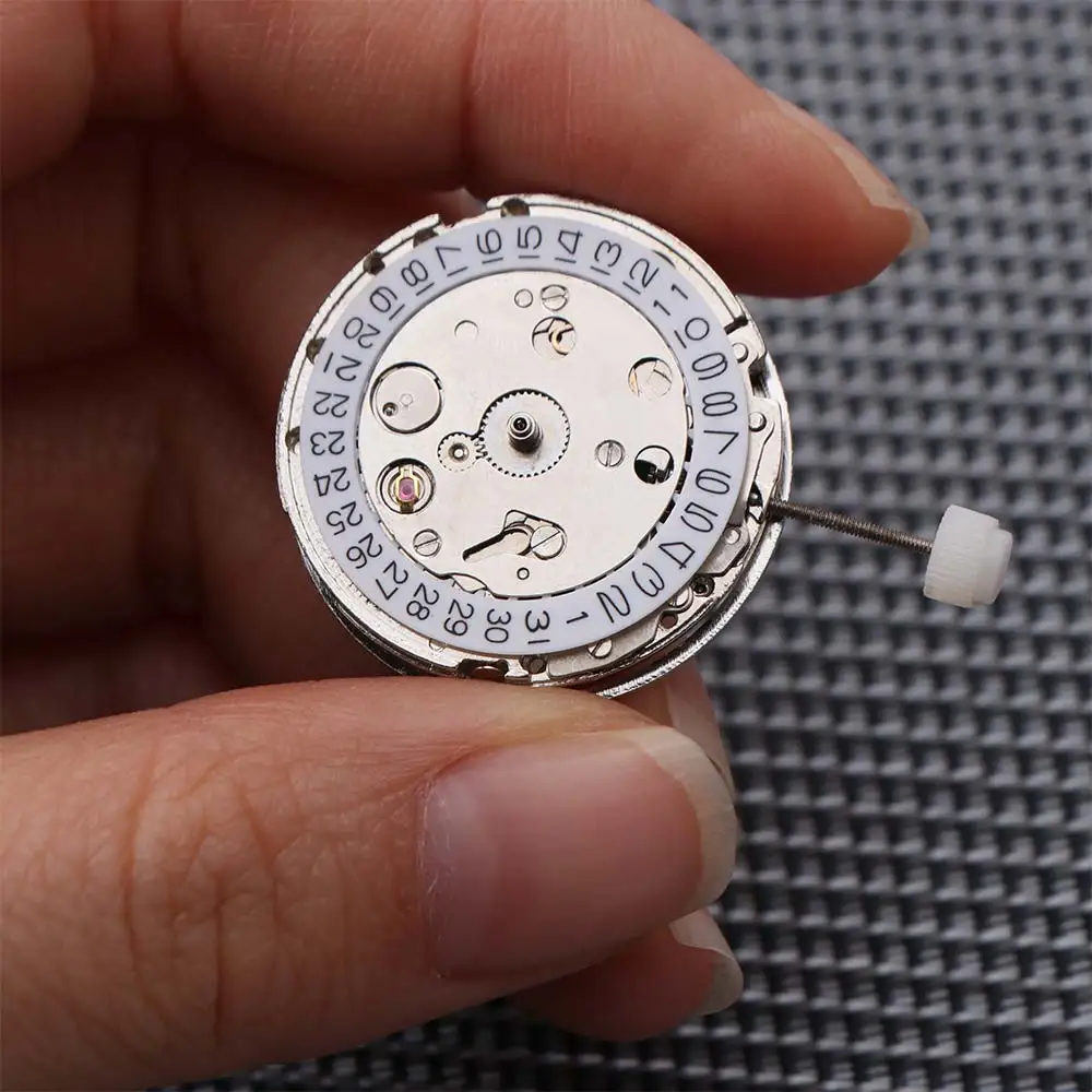White Movement 2813 Watch Movement 3 Pin Design 3 Hands Watch Movement Replacement Single Calendar Automatic Mechanism view 2