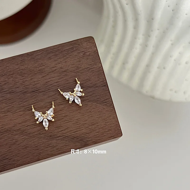 5 Stück vergoldete Kupfer-Zirkon-Nagelanhänger – Nagelkunst-Dekoration im französischen Stil mit glitzerndem Kristallrand, luxuriöser Nagelschmuck – Detail 18