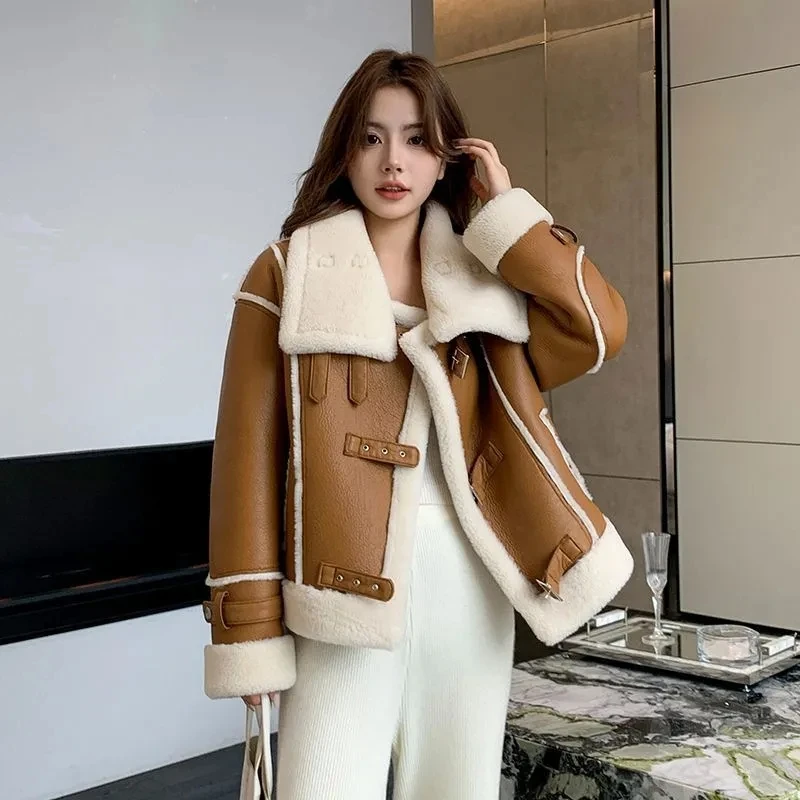 

Autumn 2023 Winter New Fur One Women's Fur Short Leather Overcoat Korean Loose Composite Thicke Warm Lambswool Coat Outerwear