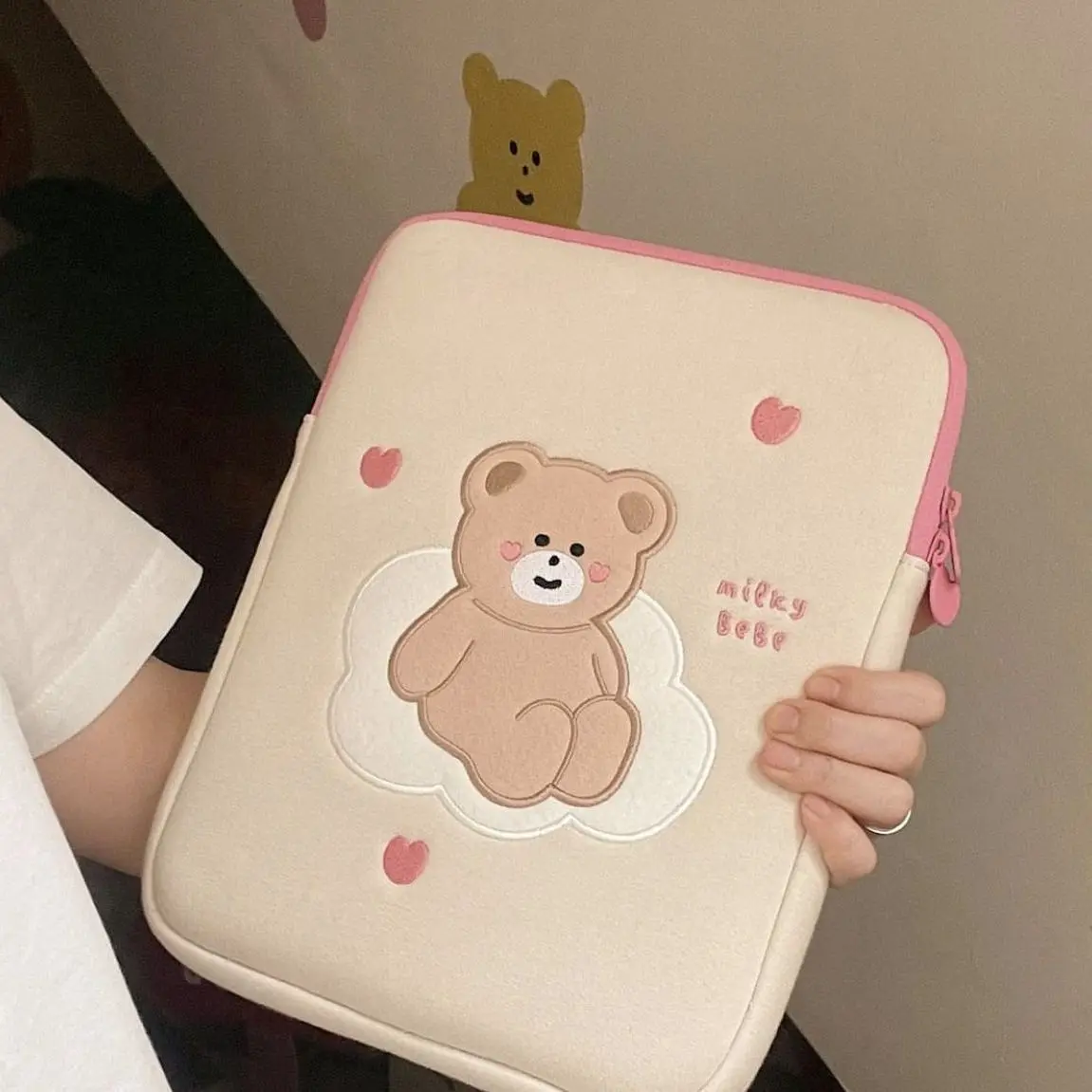 Ins Cute Bear Laptop Sleeve 10 11 13 14 15 15.6 Inch Table Cover Bag Ipad Pro 10.9 12.9 Air 2 3 4 5 Mac Book Computer Case Women