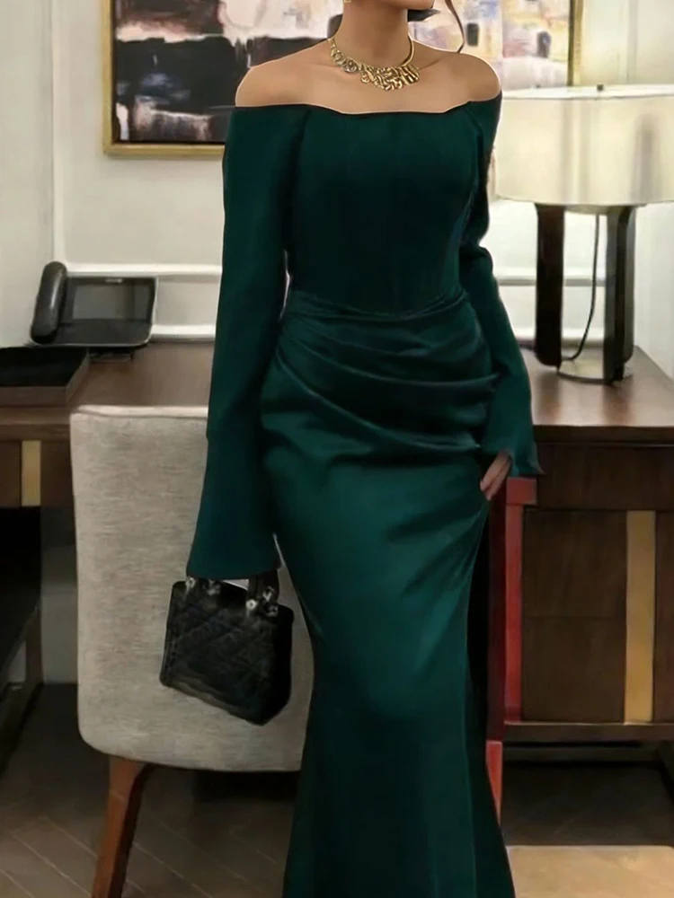 Vestido de Festa Elegante de Cintura Alta com Ombro Único e Pregas, Novo para Primavera e Verão, Vestido de Banquete em Cor Sólida de Cetim