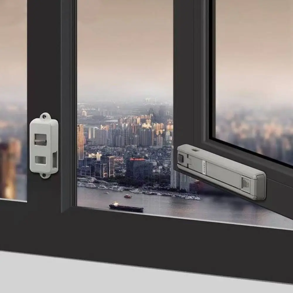 

Plastic Child Protection Lock Strong Fixation No Punching Door Window Limiter Unisex Design Anti-theft Window Safety Lock