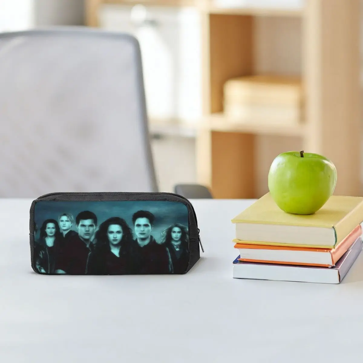 

The Twilight Saga Edward Cullen (10) Pencil Cases for Students School Pen Box Pencil Bag Large Storage Pencil Pouch Pen Holder