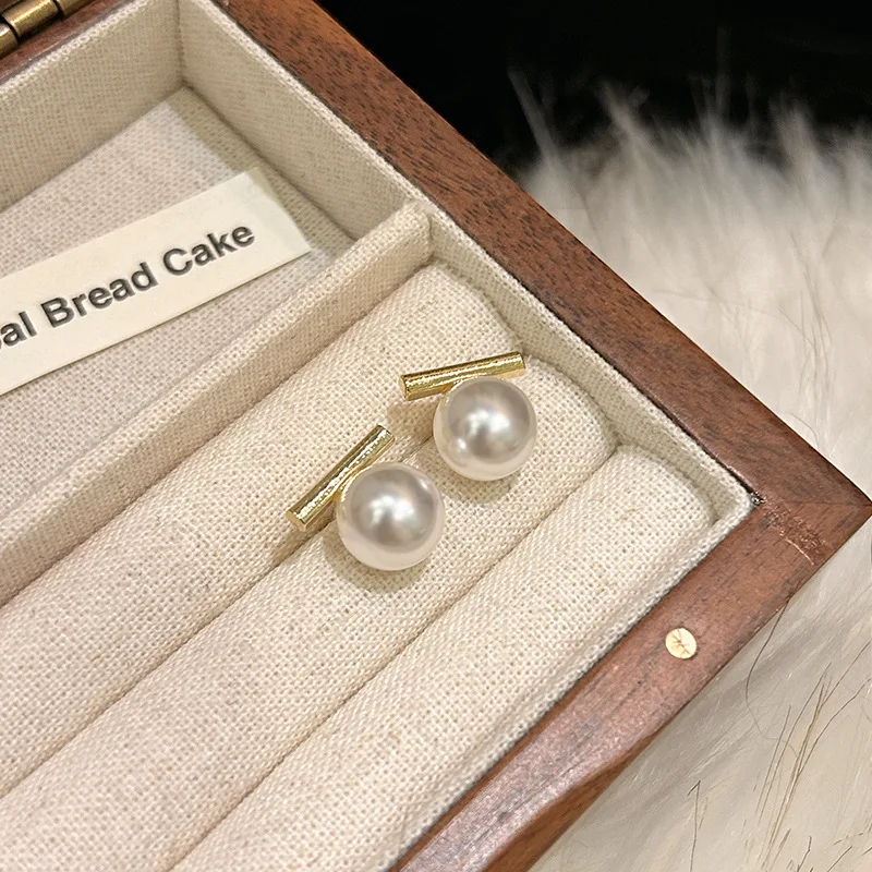 925 Silver Needle Korean Fashion Pearl Earrings For Women Jewelry 2026 Trending New French Women's Red White Grey Pearl Earrings view 6