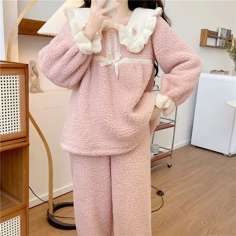 Short Princess Style Doll Collar Coral Fleece Pajamas Flannel Home Suit Set for Winter