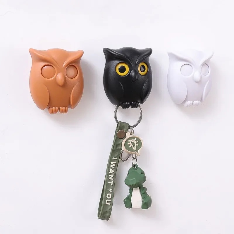 1PCS Magnetic Owl Key Holders Self Adhesive Magnets Hold Keychain Key Hanger Hooks Will Open Eyes Home Wall Decorative Hooks