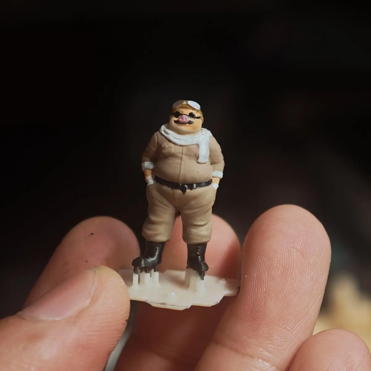 1/64 kleine miniatuur hars beeldje garage scène varken model Diorama