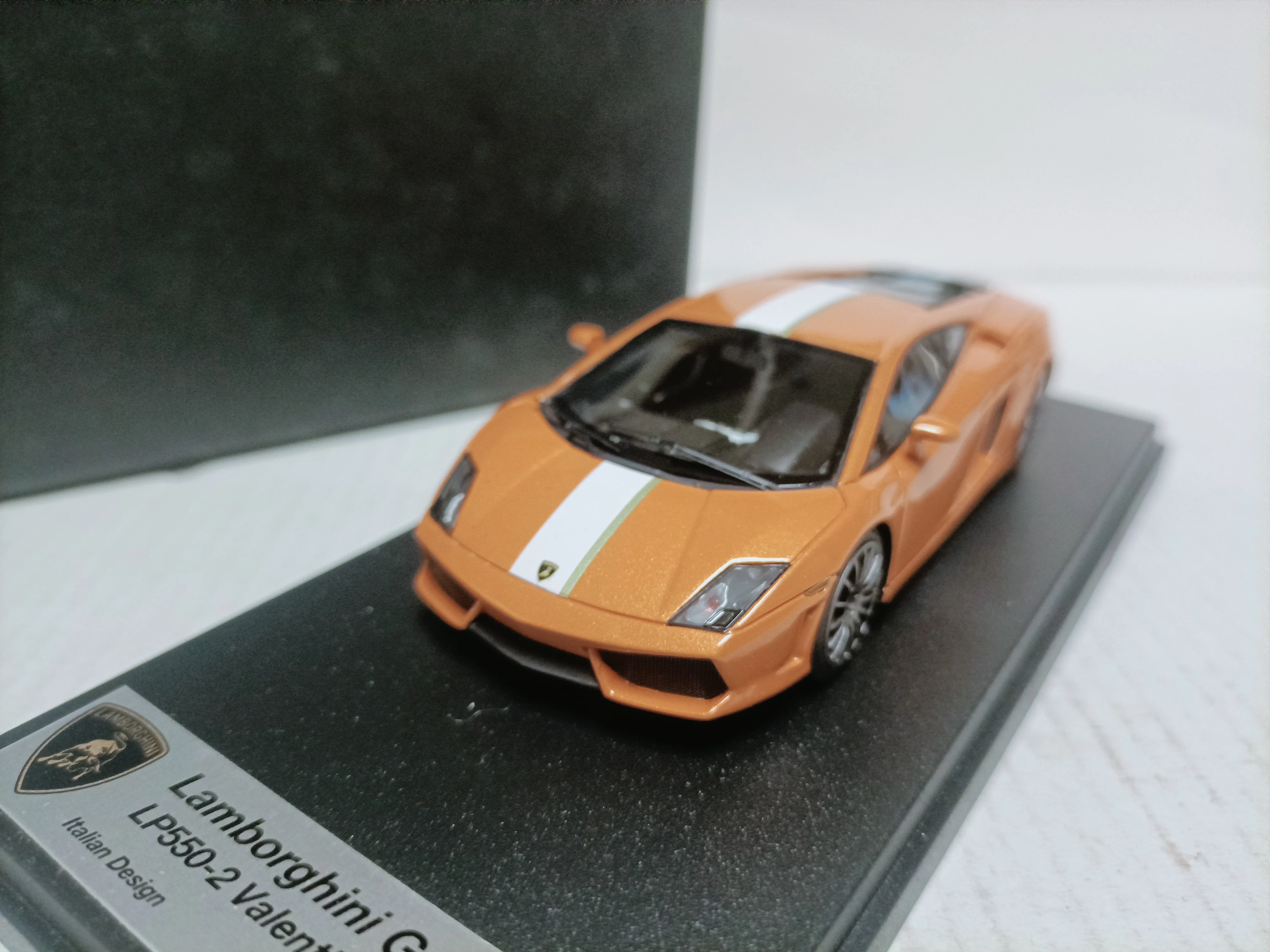 

Суперкар Looksmart 1 43. Модель Lamborghini Gallardo LP550-2 Metal Orange