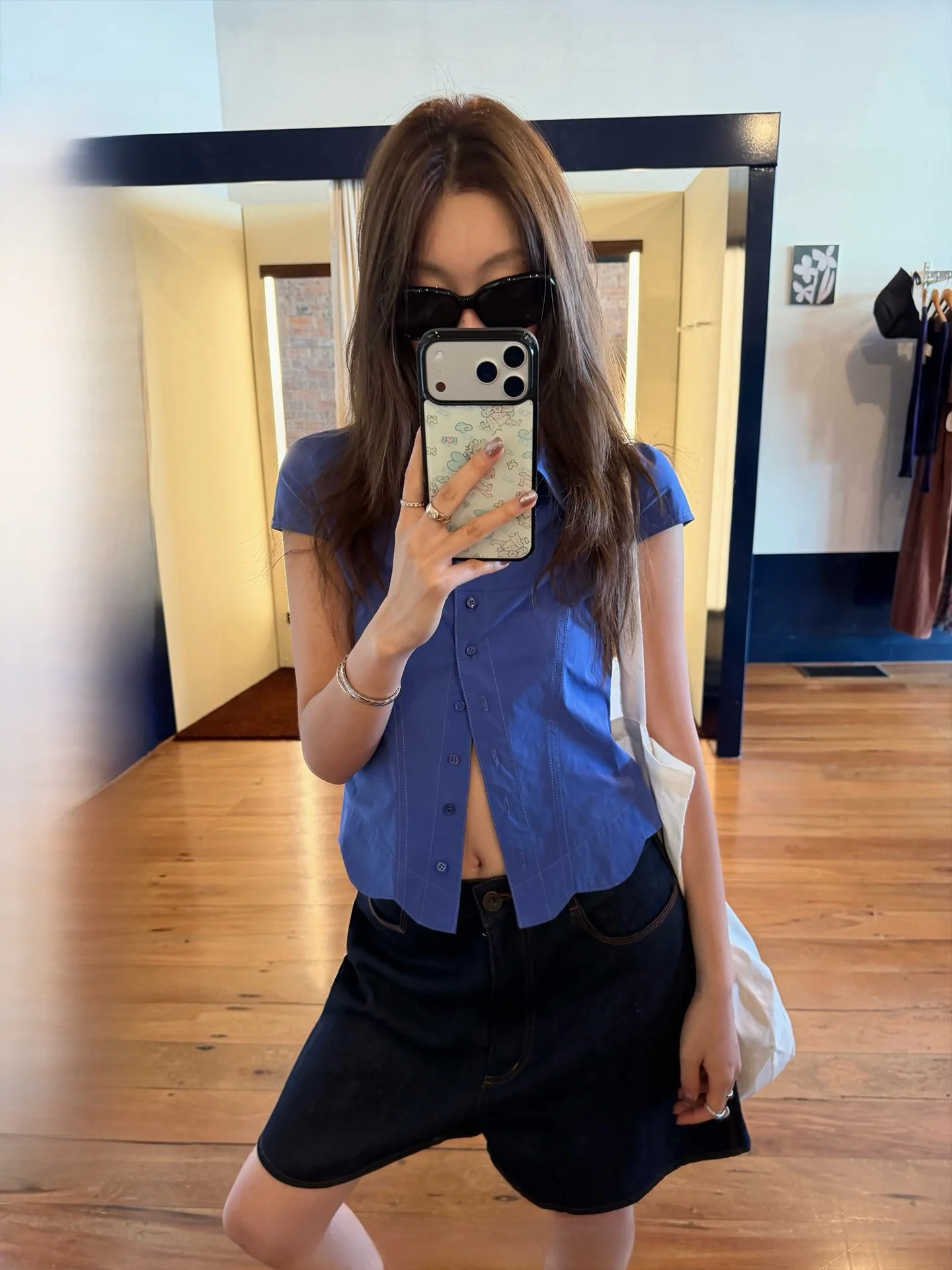 

Ranwear London Newspaper Retro Turn-down Collar 3D Stitched Slim-fit Short Sleeve Shirt Short Top Women's Cotton Breathable