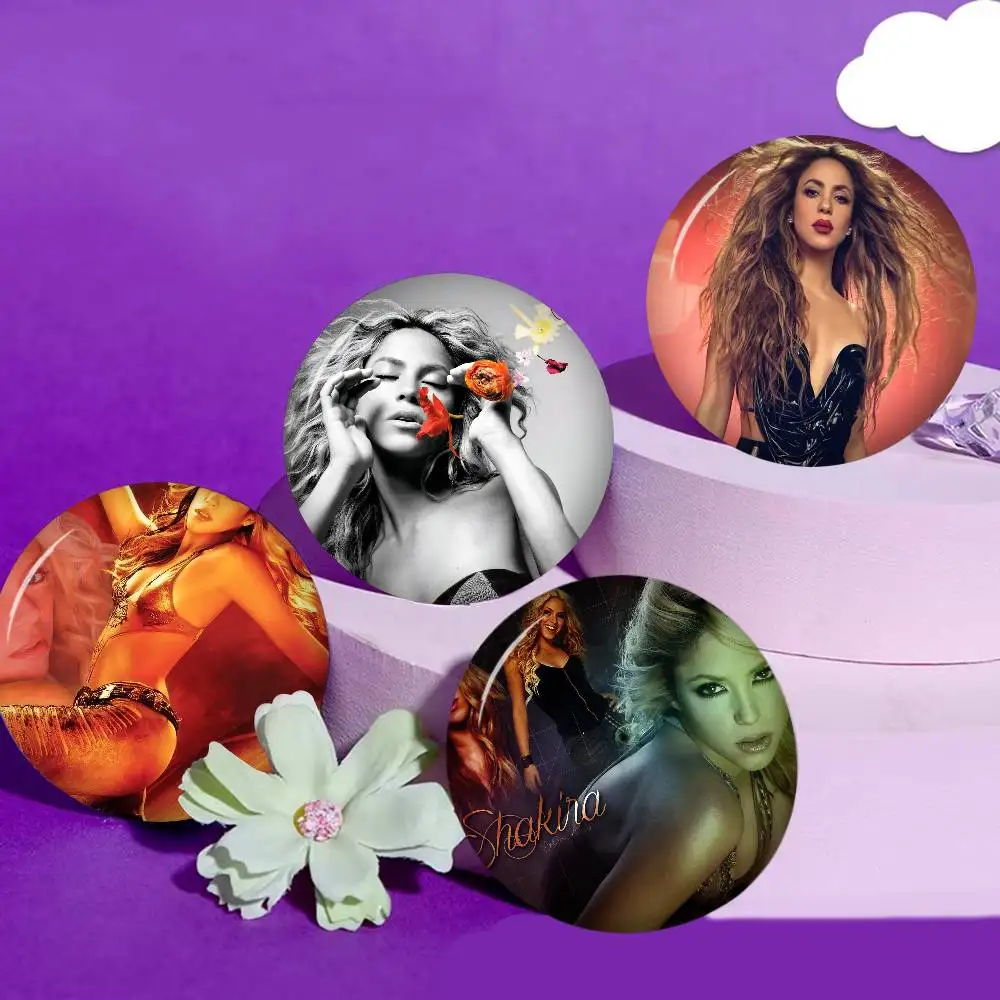 Pop Singer S-Shakira 58mm Cute Series Pins Funny Badge Interesting Cartoon Animals Brooches Backpack Clothes Gift Accessory