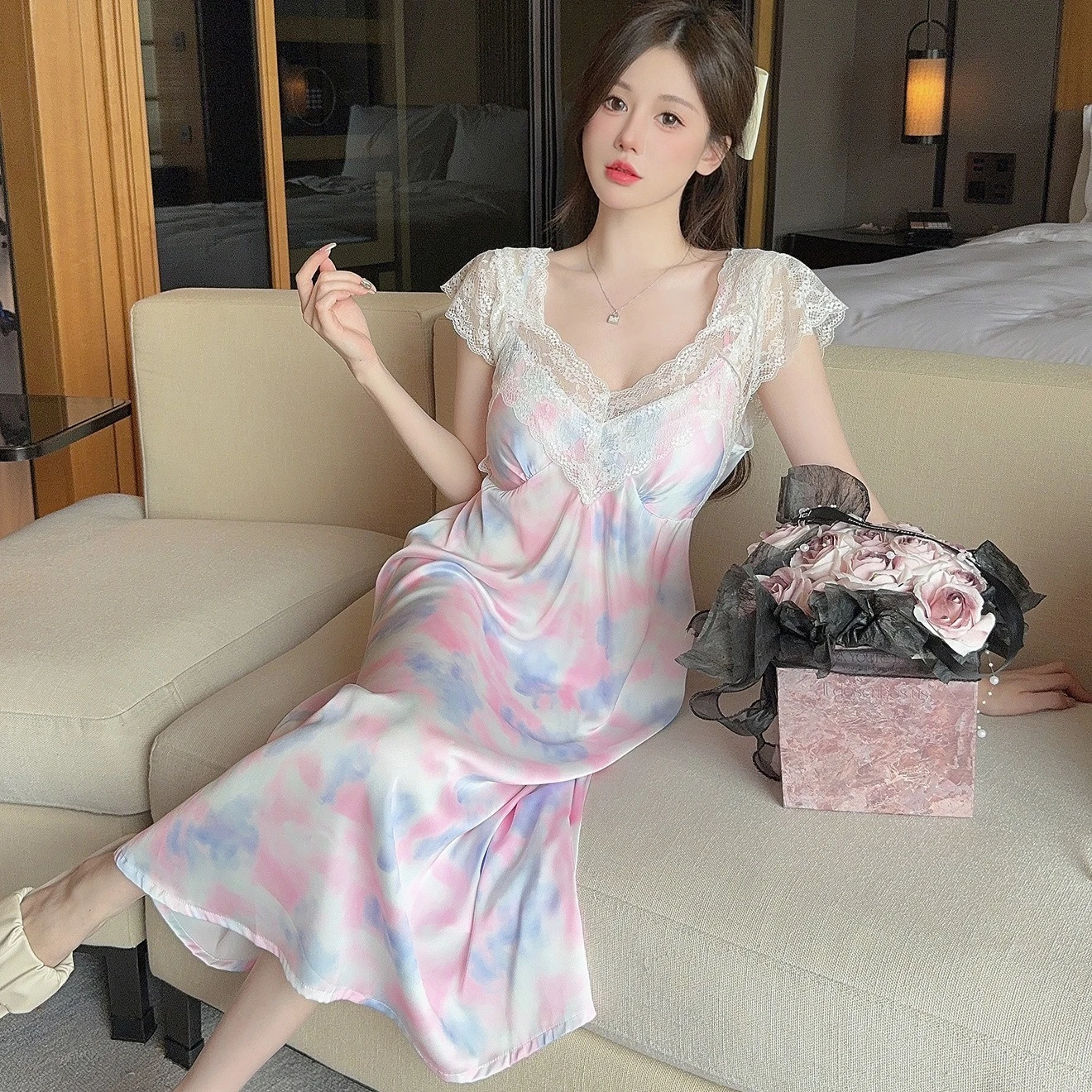 

Sexy Lace Nightdress Summer Silky Satin Sleepwear Bathrobe V-Neck Women Print Nightgown Rayon Nighty Gown Dress Home Outfits