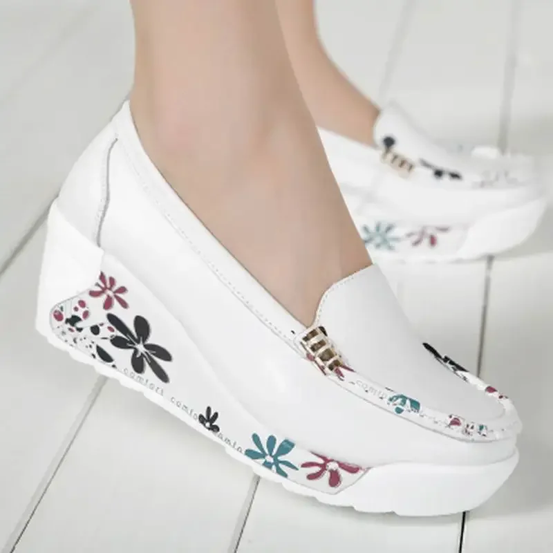 ผู้หญิงใหม่ของแท้หนังแพลตฟอร์มรองเท้า Wedges สีขาว Lady Casual รองเท้า Swing รองเท้าขนาด35-40