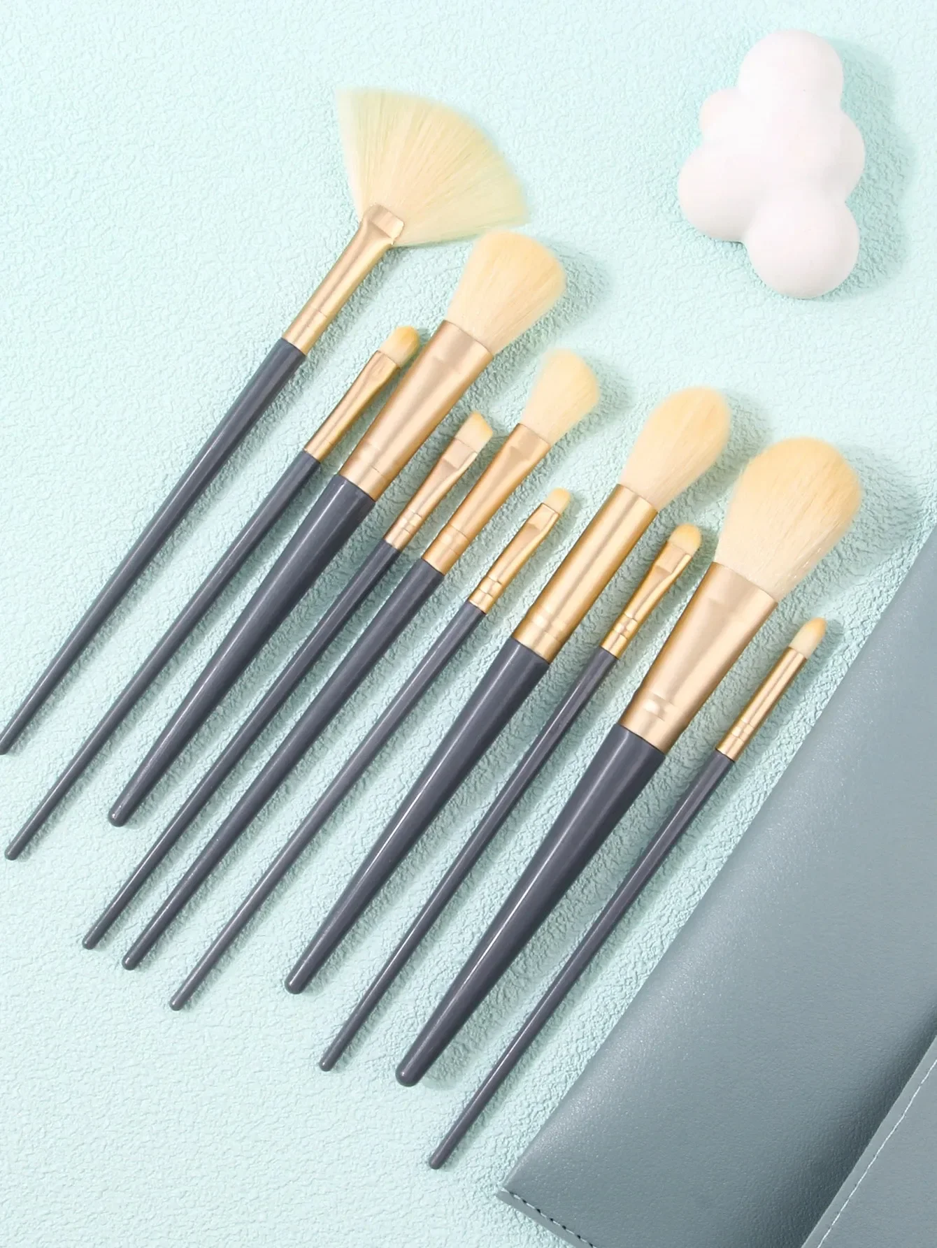 PRO 10-make-upborstelset - Vegan Cosmetics Brushes Kit voor foundation, concealer, blozen, oogschaduw, markeerstift, professionele mak