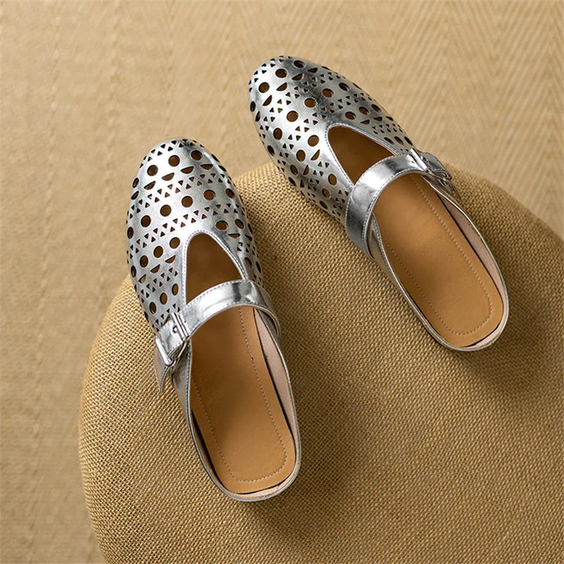 New Summer Slippers Split Leather Women Shoes Round Toe Shoes for Women Fashion Hollowed-out Cover Toe Slippers Low Heel Sandals