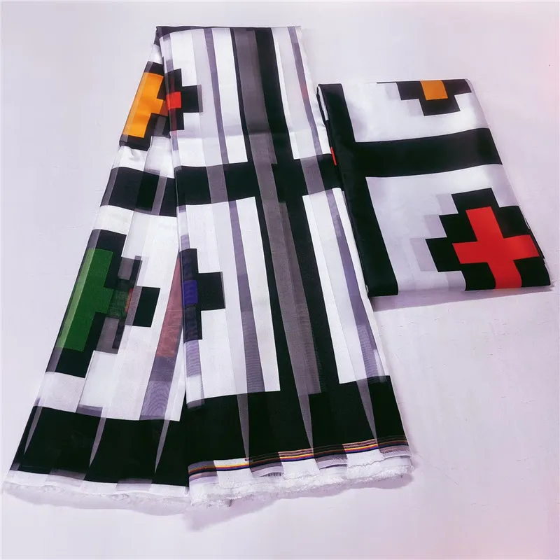 

Горячая распродажа: Атласная шелковая ткань в ганском стиле с лентой, новейший дизайн 2021 года, красивый узор для праздничных платьев! L121689