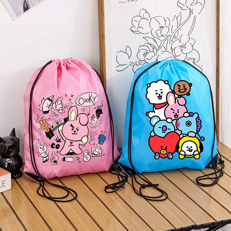 Bolsa com Cordão BT21, Mochila Casual para Esportes e Academia, Embalagem à Prova d'Água para Roupas e Calçados, Bolsa de Armazenamento com Estampa de Anime COOKY TATA, Presente