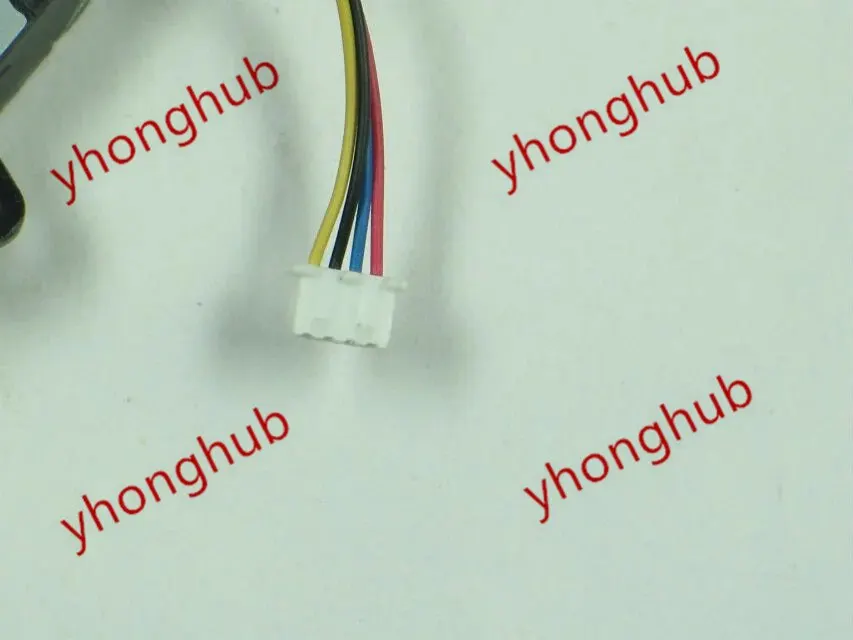 F0XCONN NFB75A05H تيار مستمر 5 فولت 0.50A 4 أسلاك خادم مروحة التبريد