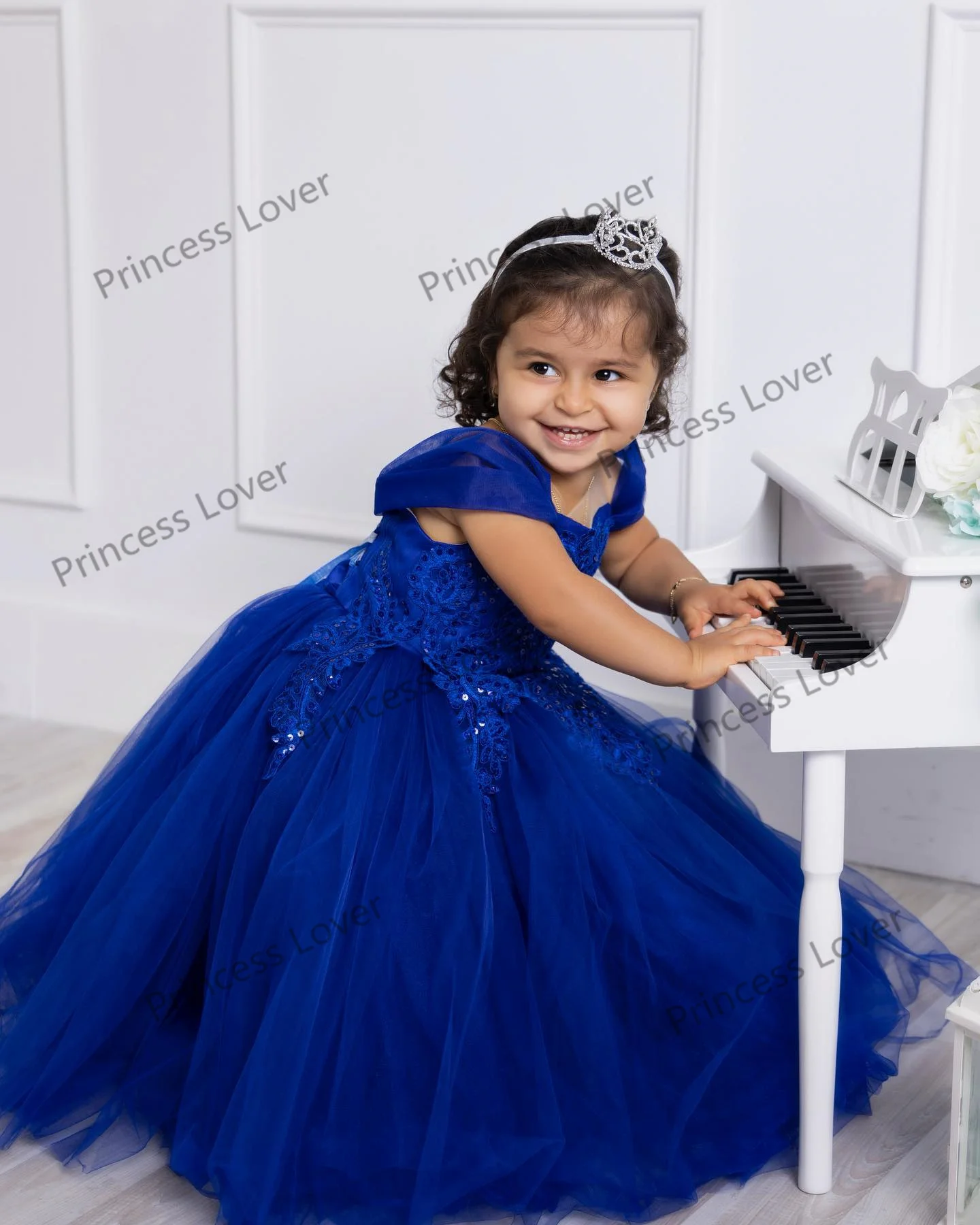 Blue Tulle Flower Girl Dresses Lace Sequined Ball Gown Cute Cap Sleeve Princess Birthday Party Dress