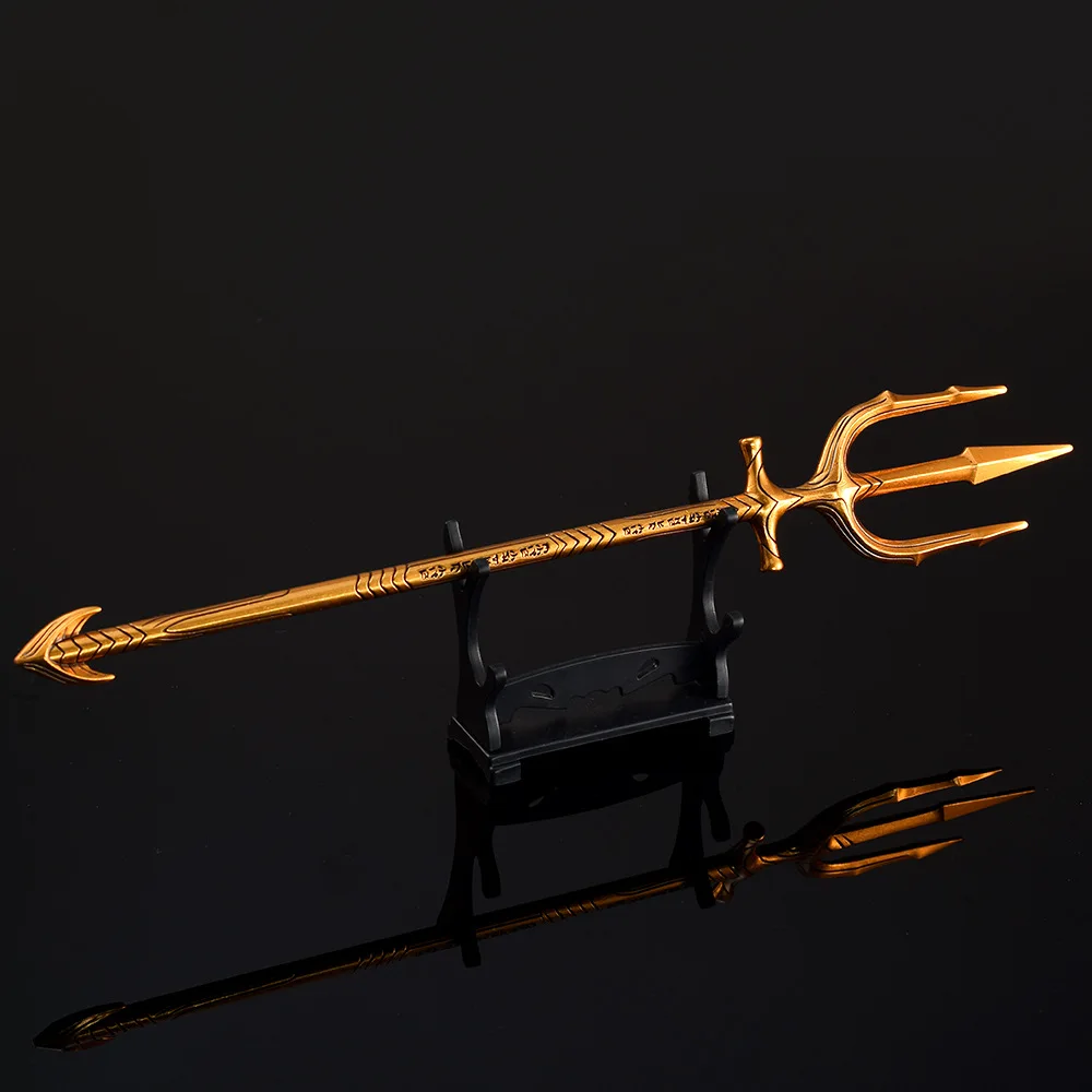 30cm Golden Trident Keychain for Women Men Aquaman Movie Peripherals All Metal Mythical Model 1/6 Replica Miniatures Gift