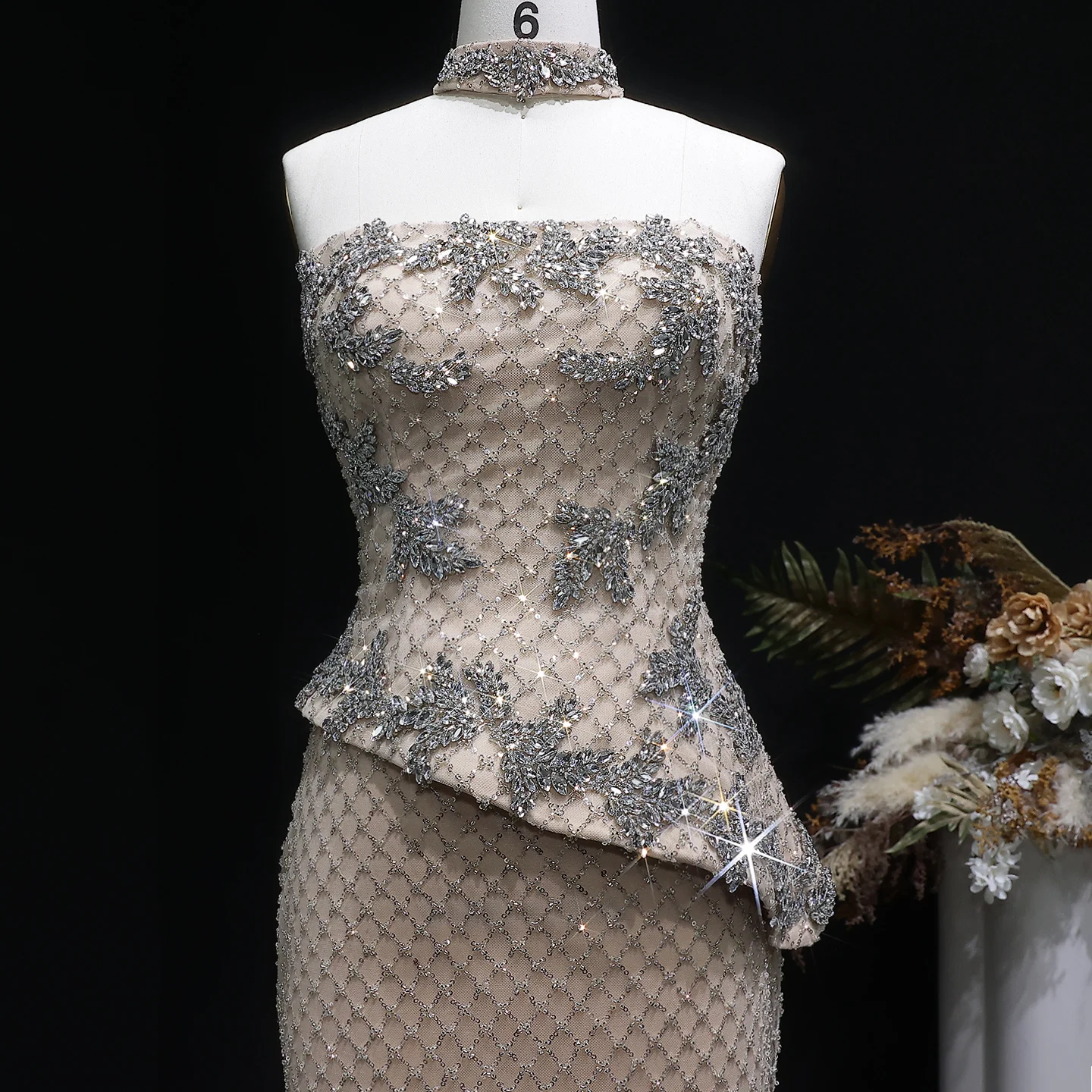 Sharon Said Dubai Champagner Zweiteiliges Trägerloses Abendkleid mit Schweren Pailletten und Perlen, Arabisches Damen-Abendkleid SS394 Maßanfertigung – Detail 7