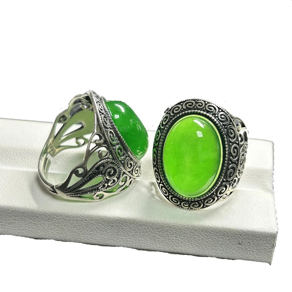 

Original Burma Green Jade Oval 13x18mm Stone 925 Silver Resizable Man Ring