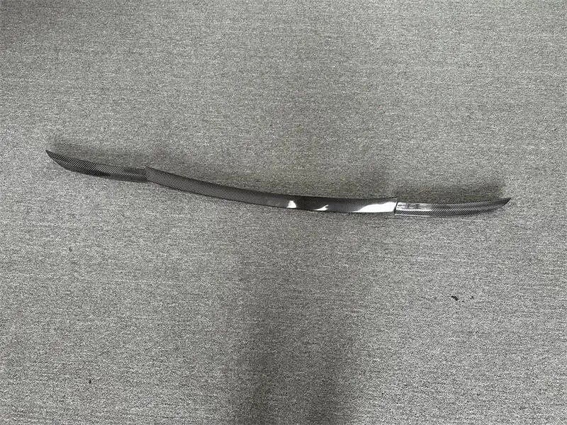 Cocok untuk Spoiler Belakang Ferrari 812 Baru, Kit Serat Karbon Berkualitas Tinggi Kecepatan Ultra Tinggi Model N