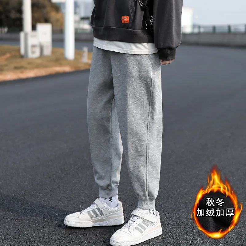 

2022 Korean Style Winter Men Sweatpants Plush Lining Coldproof Drawstring Elastic Waist Loose Thermal Pants For Daily Wear